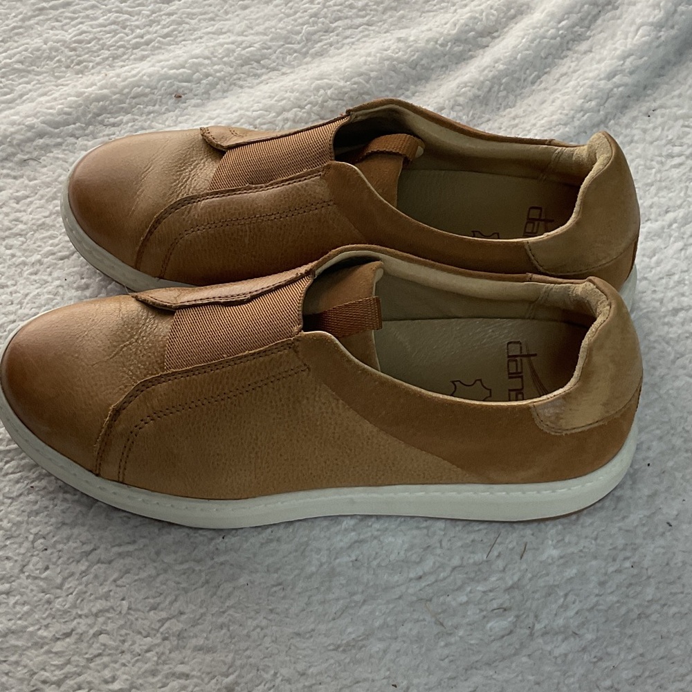 Mens dansko Casual Slip-On Sneakers in Tan
